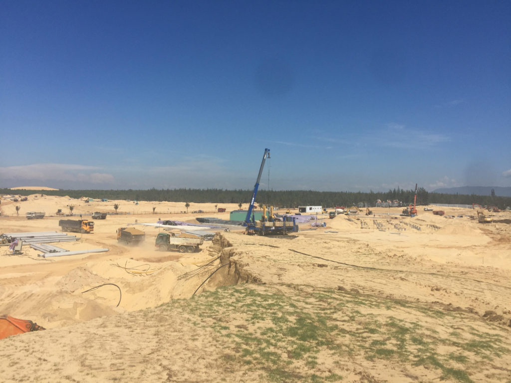 tiến độ the coastal hill
